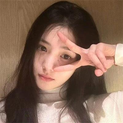 雪色红颜